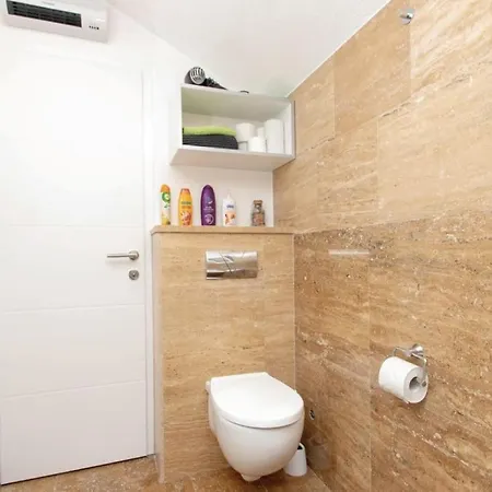 וילה Beachfront Dream With Pool *