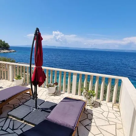 Beachfront Dream With Pool וילה *