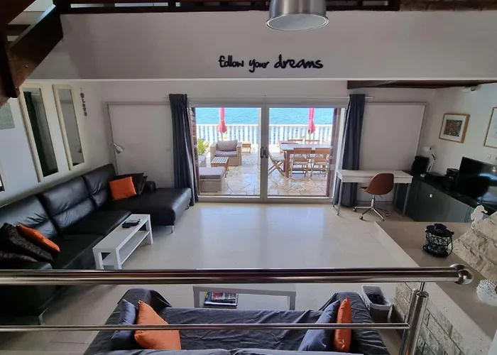 Villa Beachfront Dream With Pool Blato (Korcula)