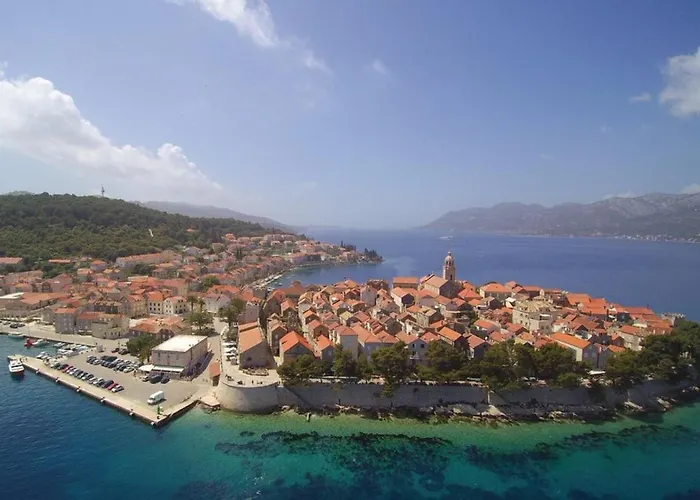 Beachfront Dream With Pool Blato (Korcula)