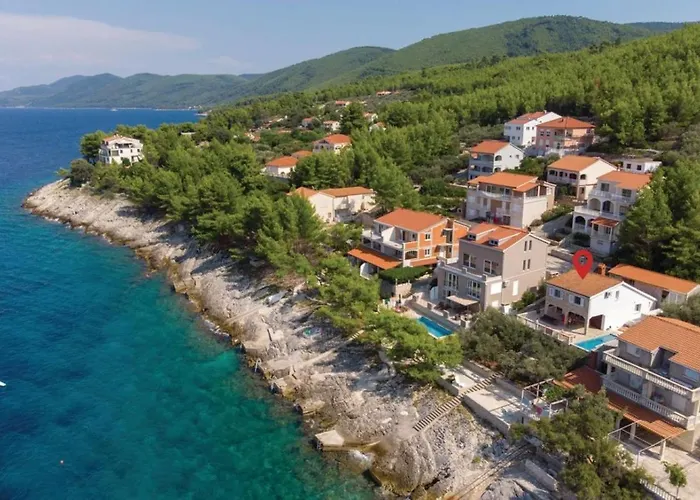 Beachfront Dream With Pool Villa