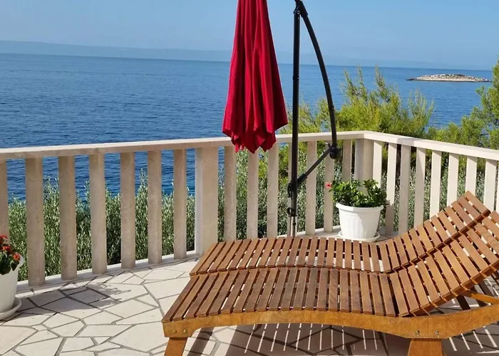 Villa Beachfront Dream With Pool