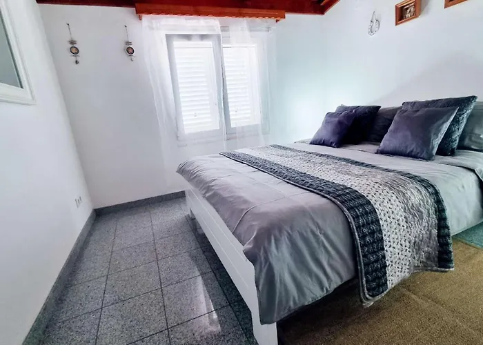 Beachfront Dream With Pool Blato (Korcula)