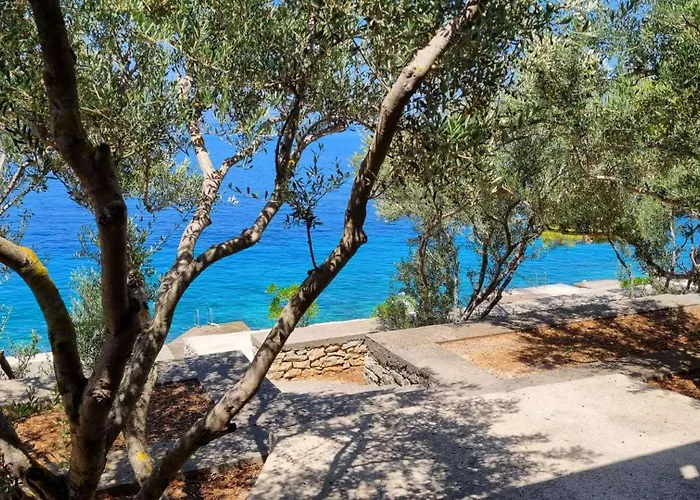 Beachfront Dream With Pool Villa