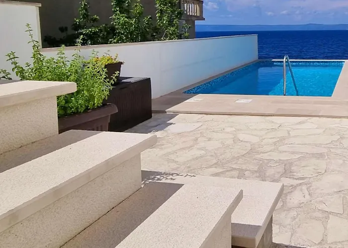 Beachfront Dream With Pool Villa