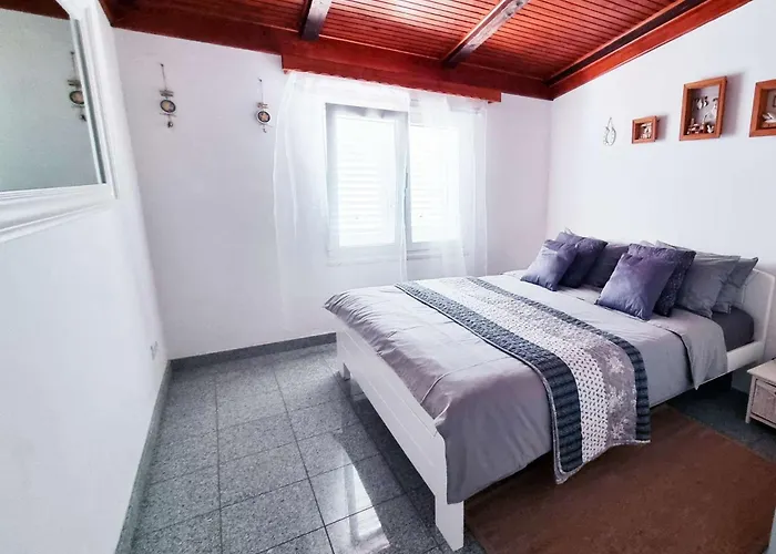 Beachfront Dream With Pool *