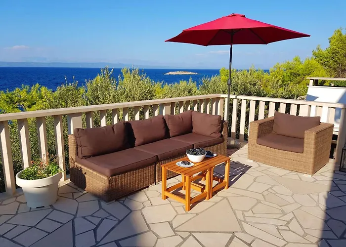 Villa Beachfront Dream With Pool *